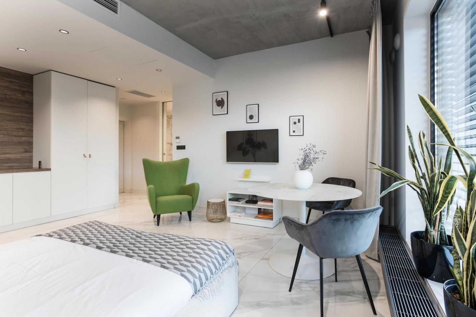 Centro Design Apartments - Polwiejska Познань Екстер'єр фото